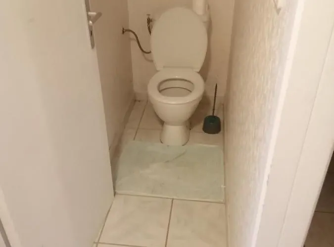 Petite Maison De Village Loustalou بيت للعطل