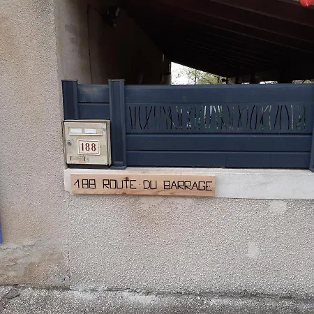 Casa de Férias Petite Maison De Village Loustalou